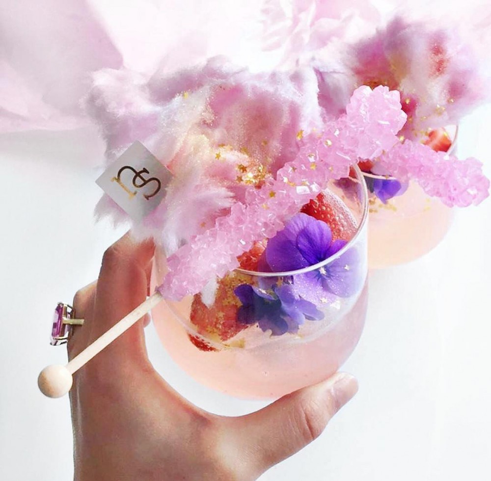 Instagram @fluffegram