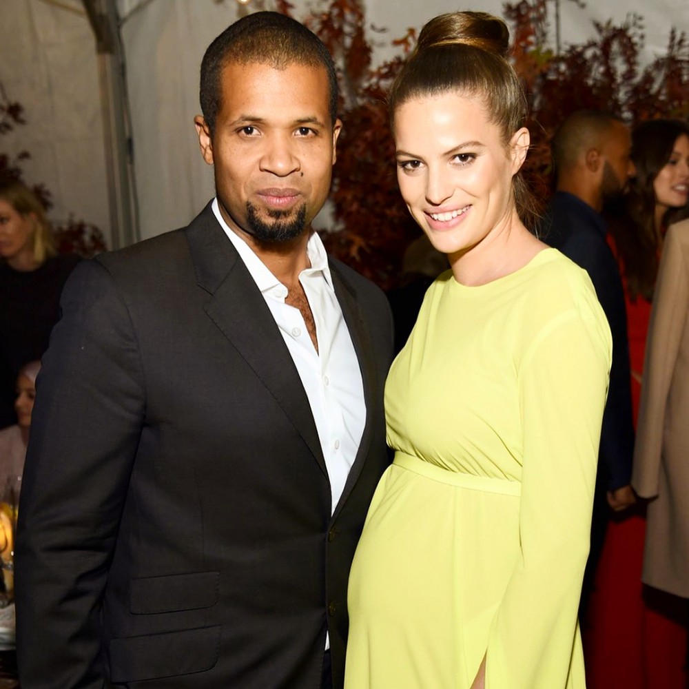 Instagram @cameronrussell