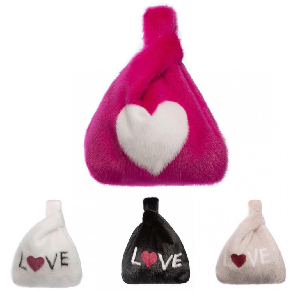 Instagram @simonettaravizza_official