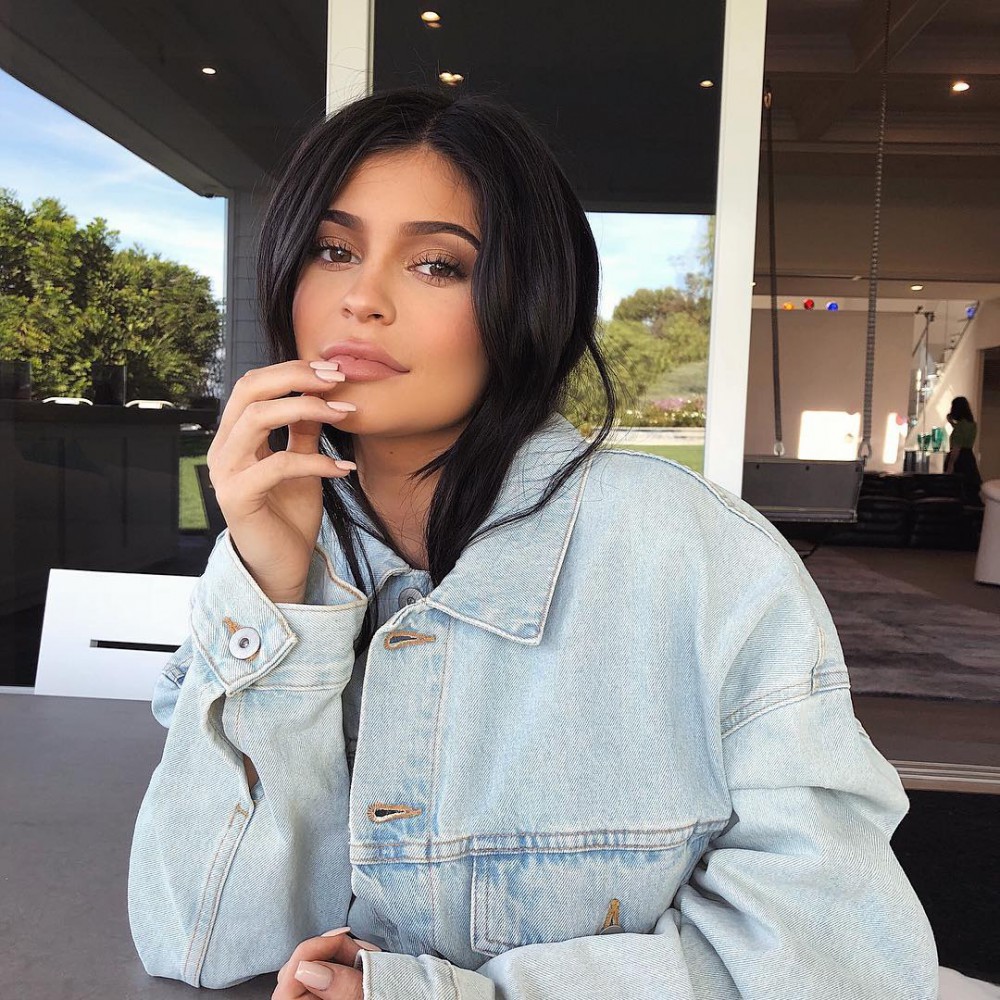 Instagram @kyliejenner