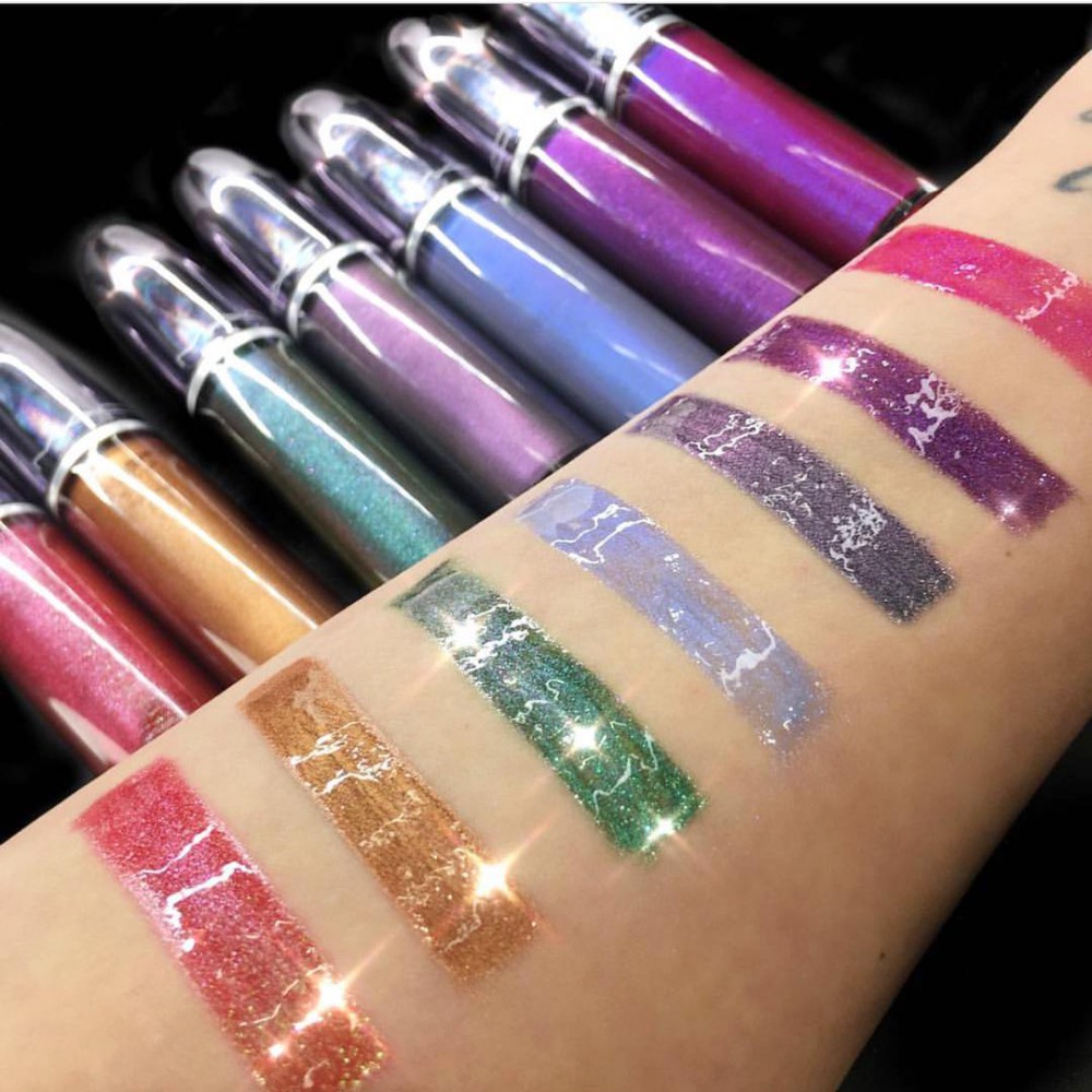 Instagram @maccosmetics