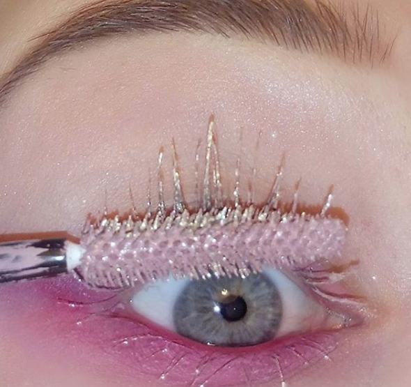 Instagram: coolgirlswearmugler