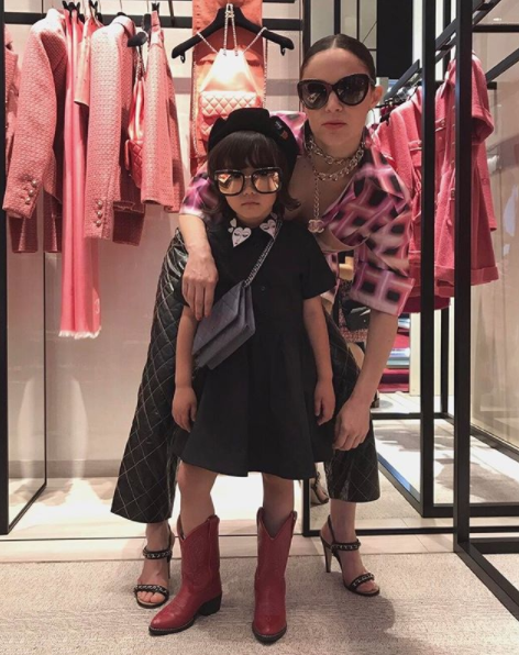 Instagram: coco_pinkprincess