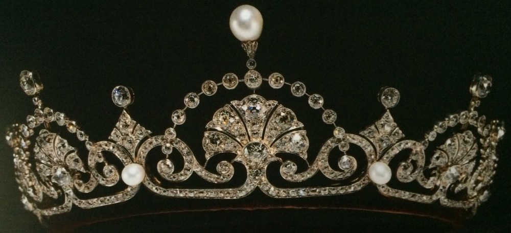 Tiara Mania