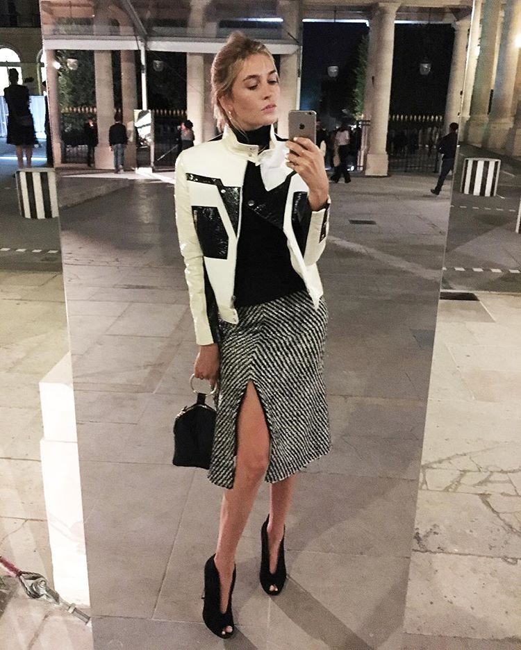 Instagram: camillecharriere