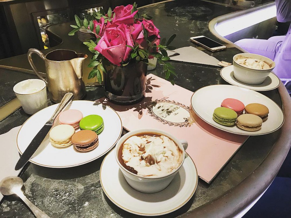 Instagram @chana_town