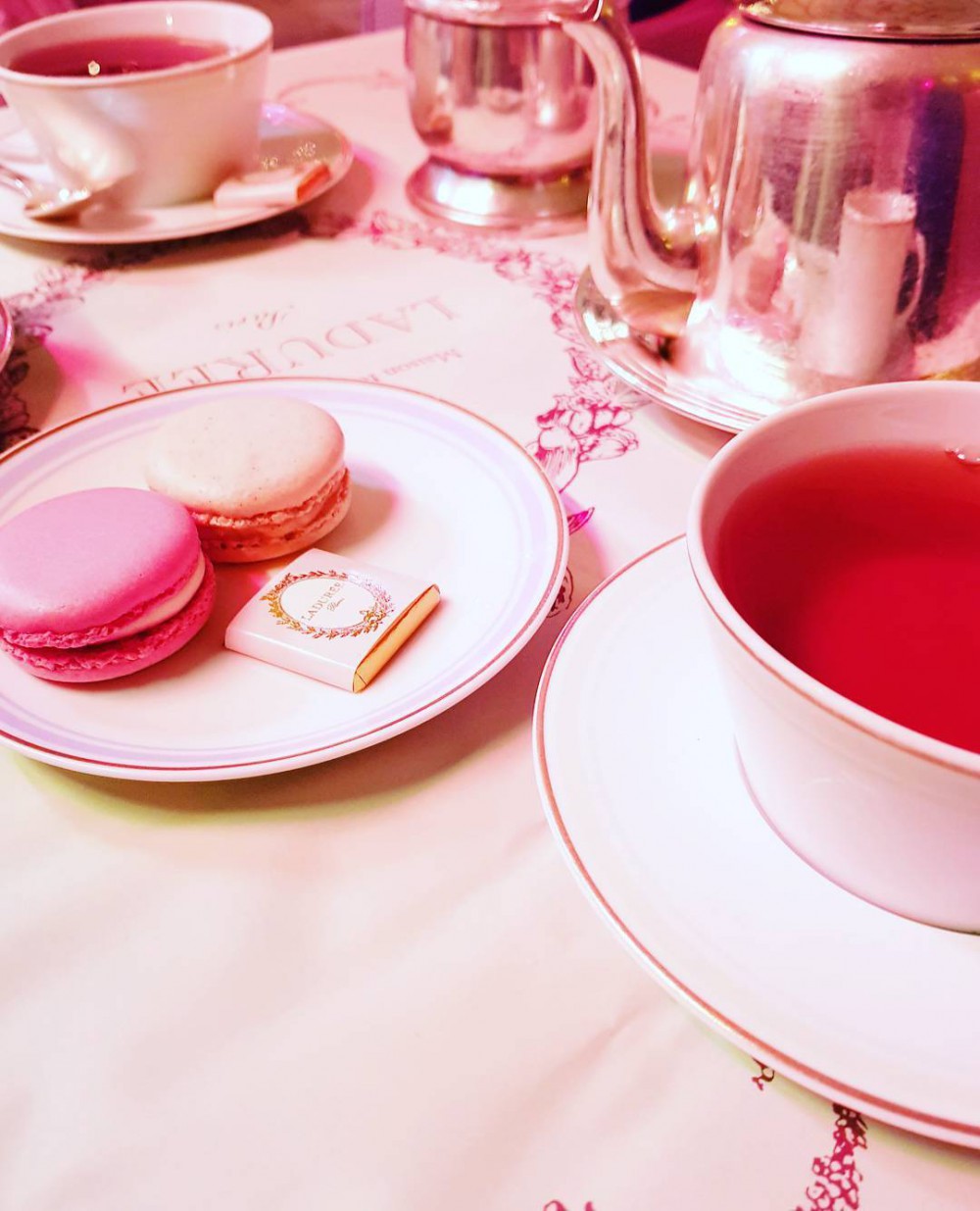 Instagram @justinerouby