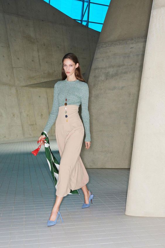 Pinterest @ Victoria Beckham Pre-Fall 2018