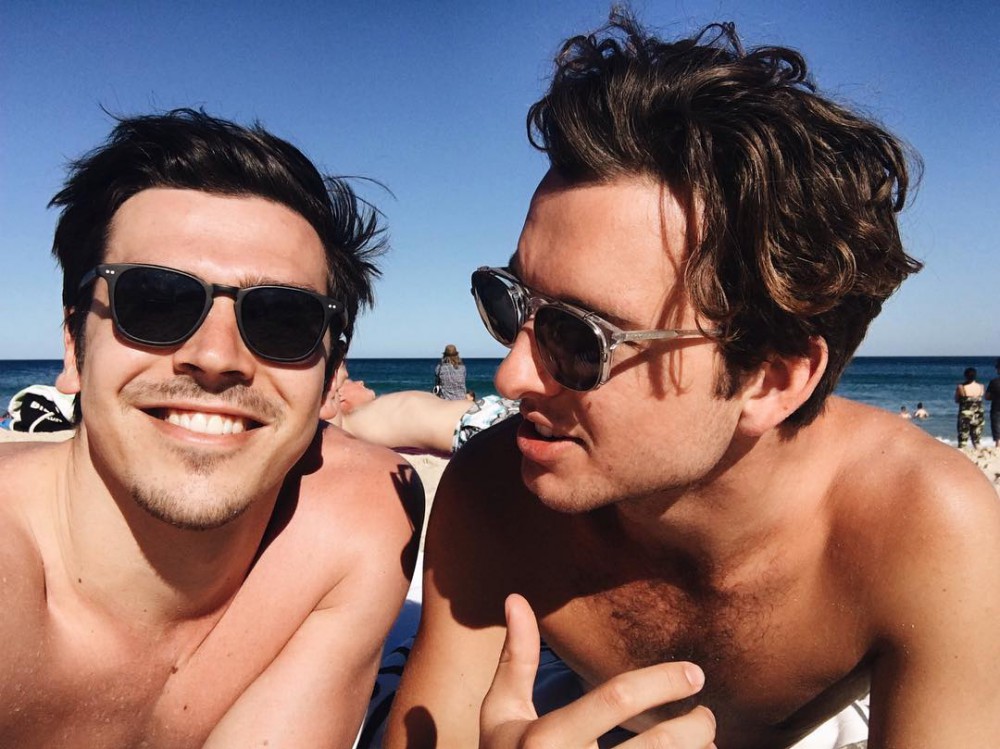 Instagram @cameronrobbie