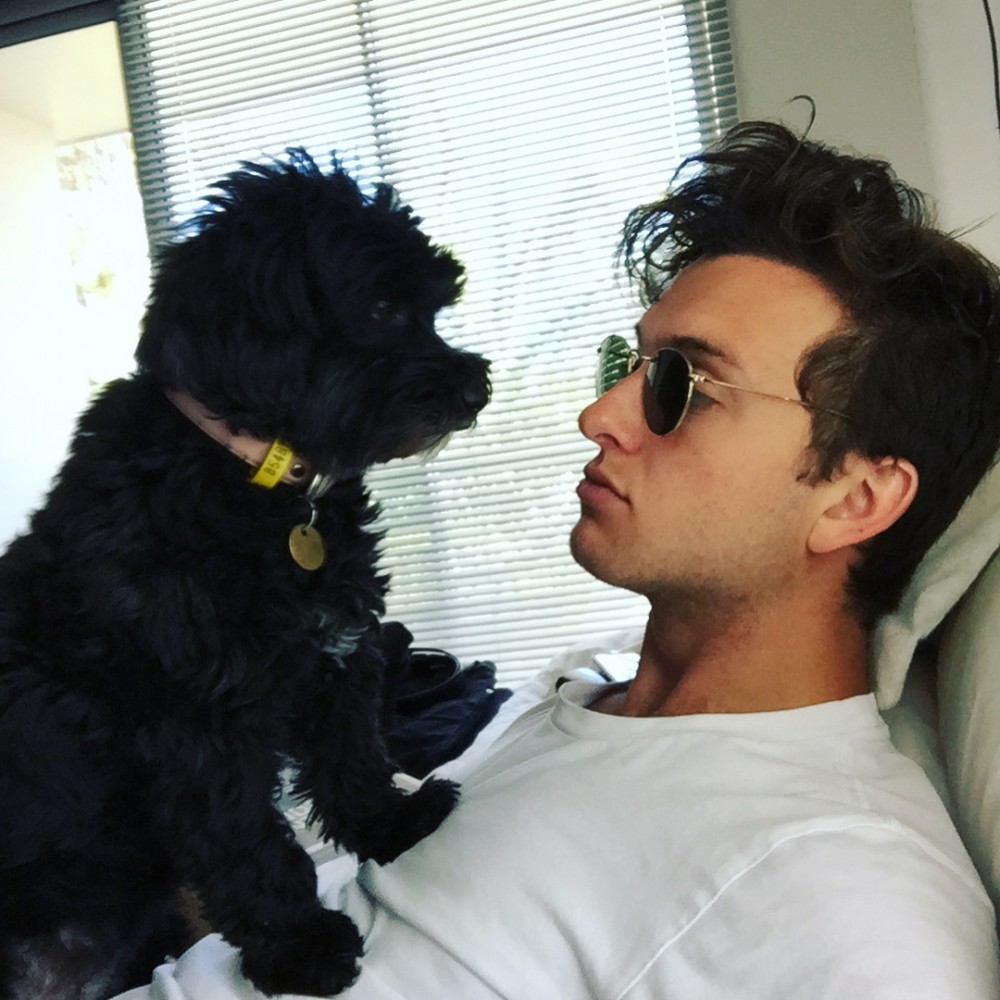 Instagram @cameronrobbie