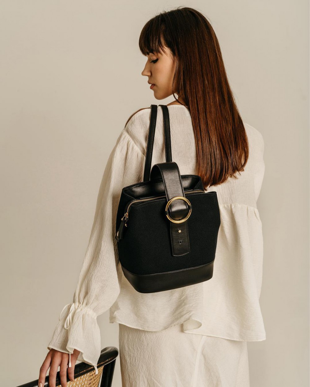 Instagram @parisawangny