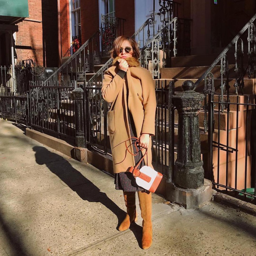 Instagram @parisawangny