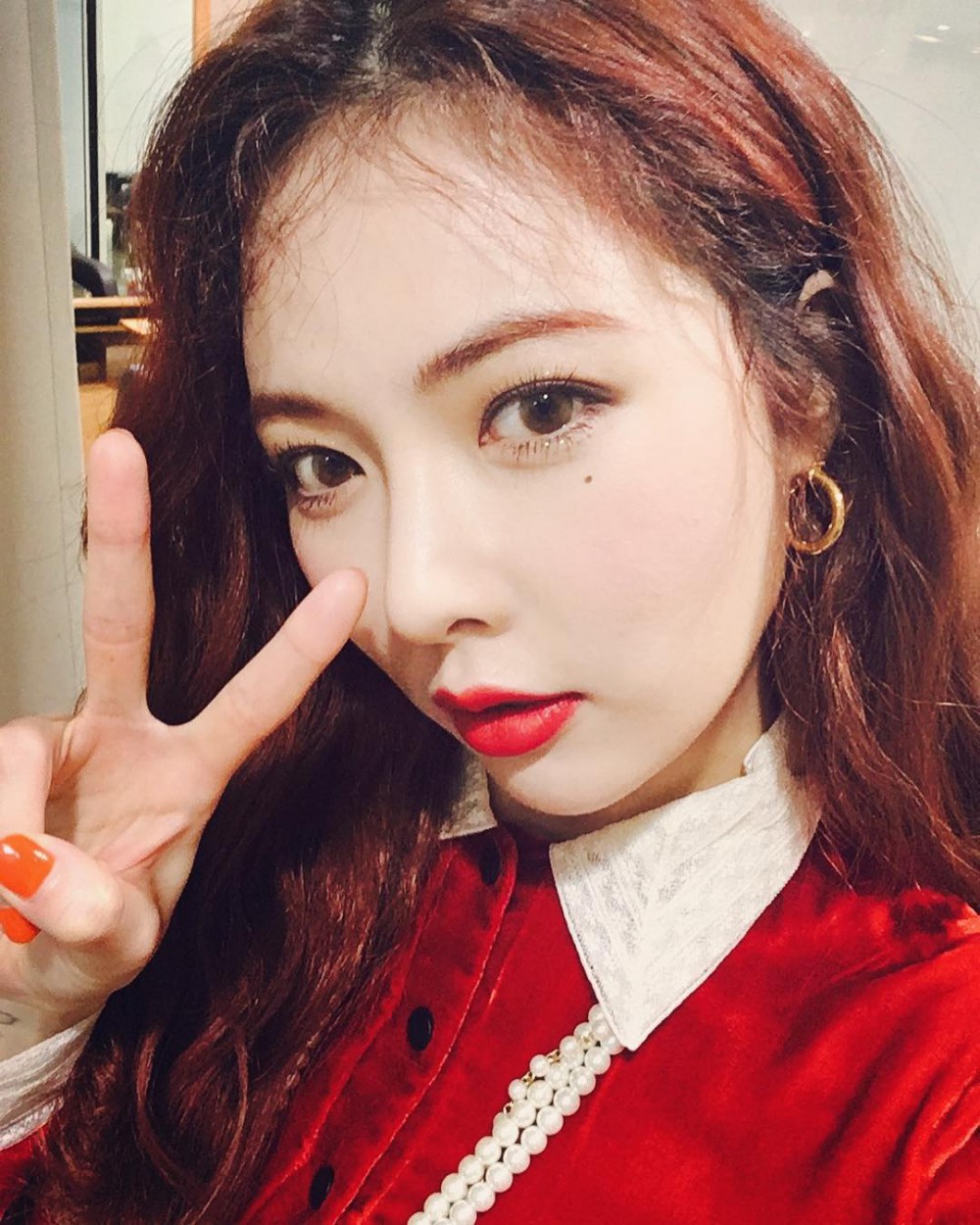 Instagram @hyunah_aa