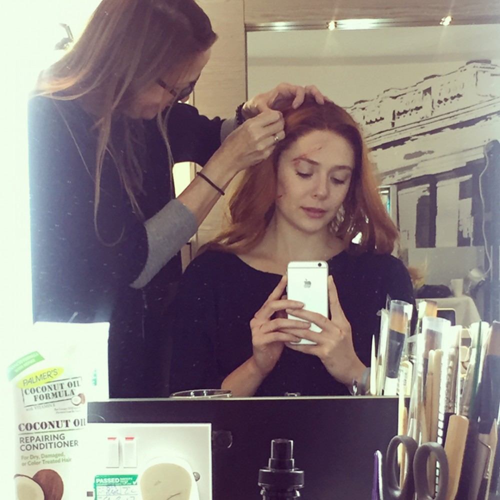 Instagram @elizabetholsenofficial