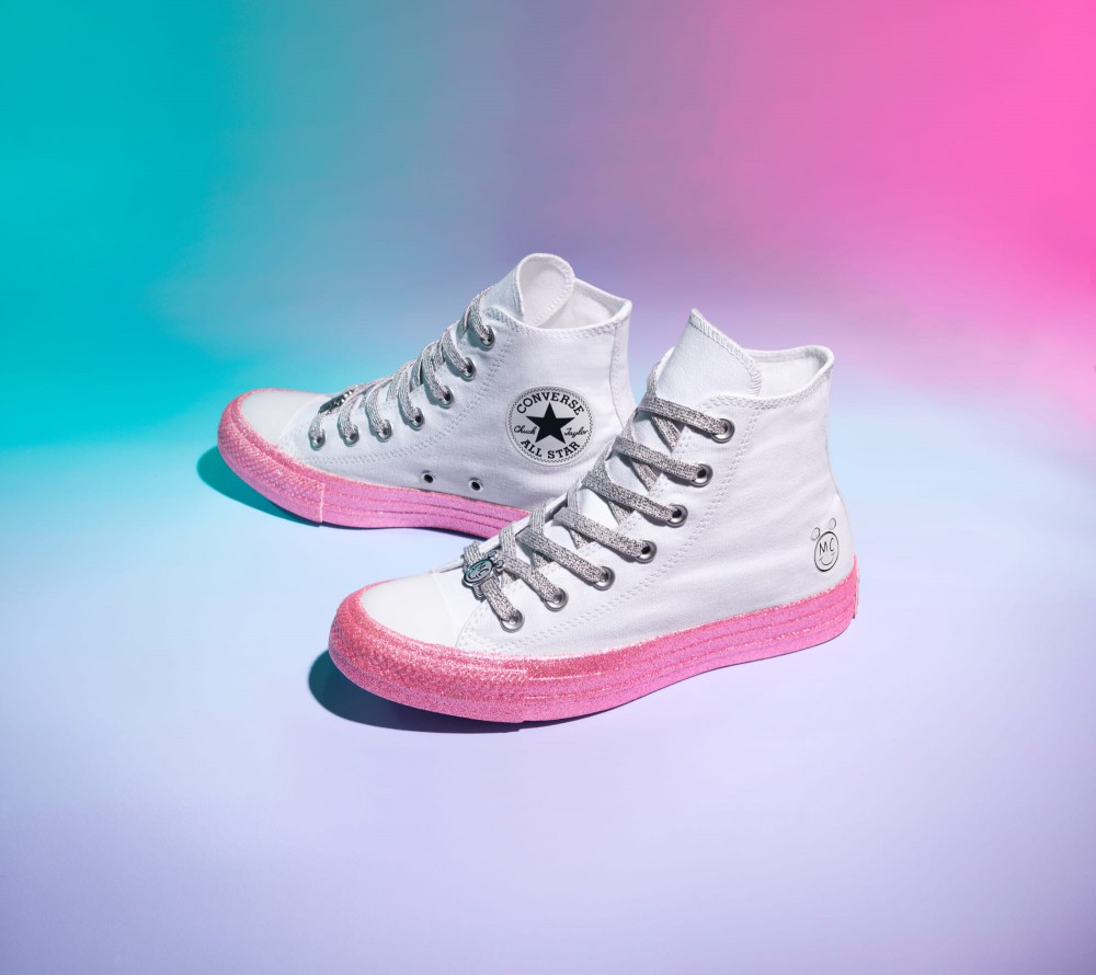 miley-cyrus-converse