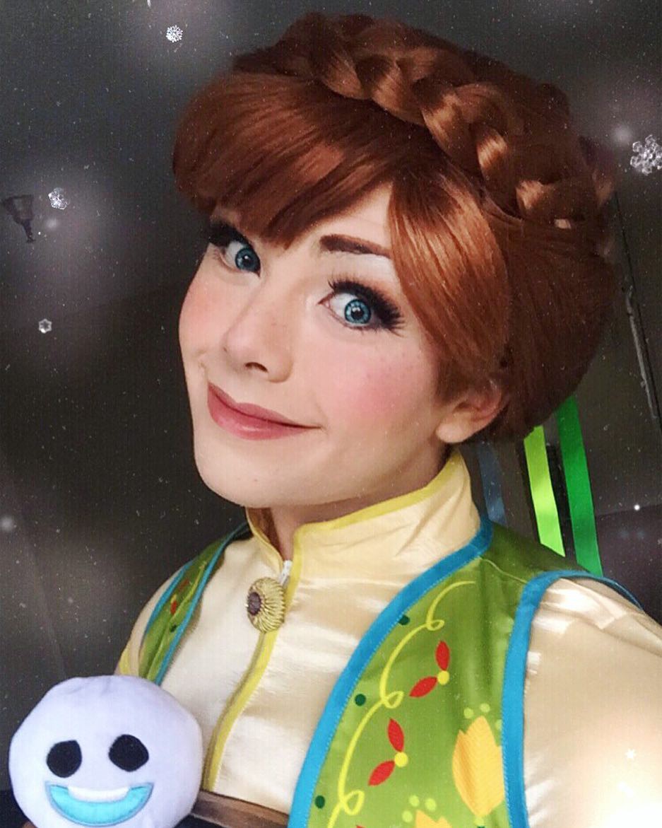 Instagram @theofficialariel