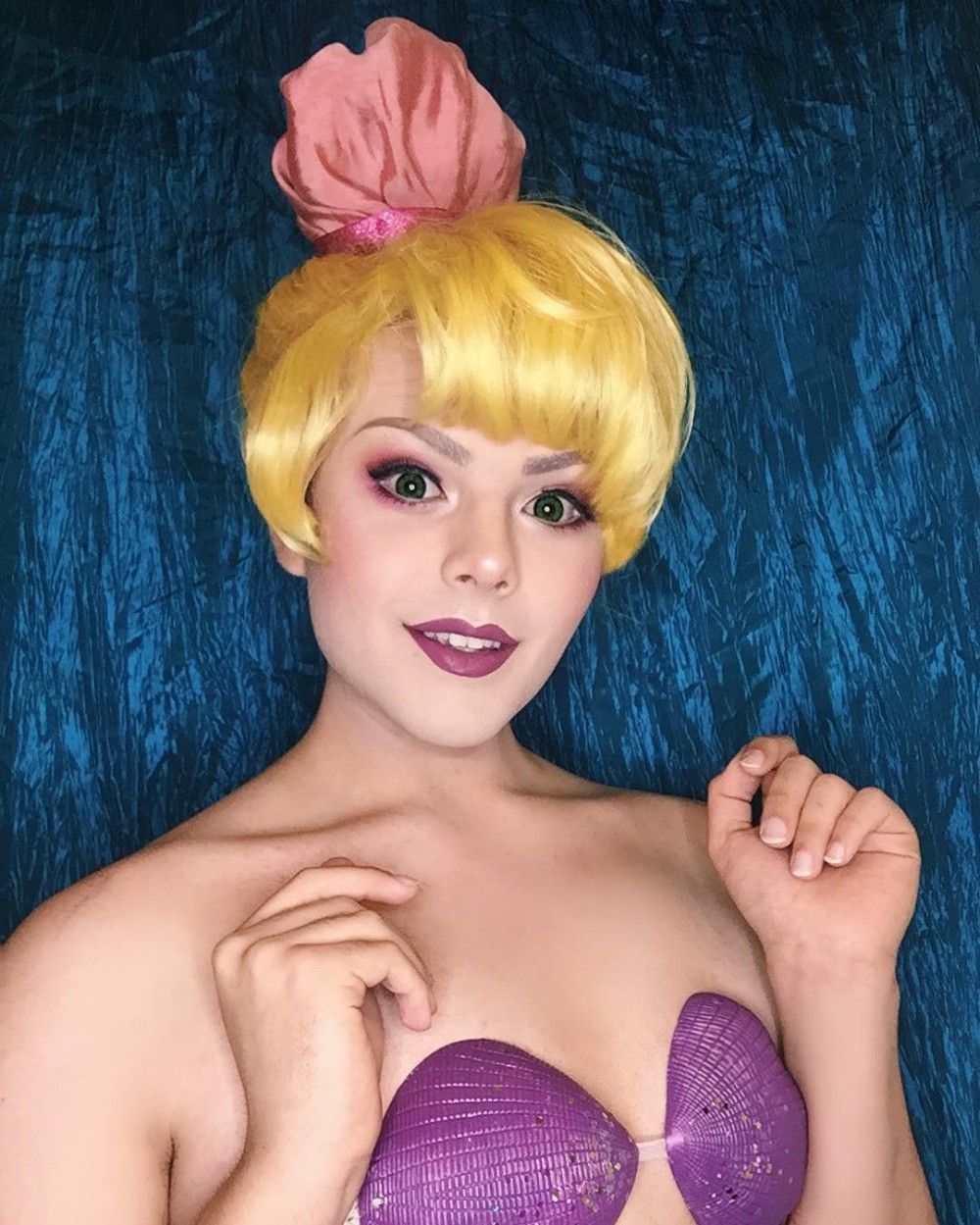 Instagram @theofficialariel