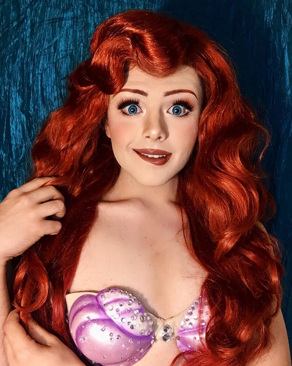 Instagram @theofficialariel