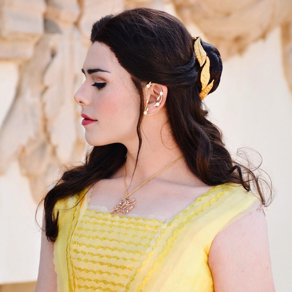 Instagram @theofficialariel