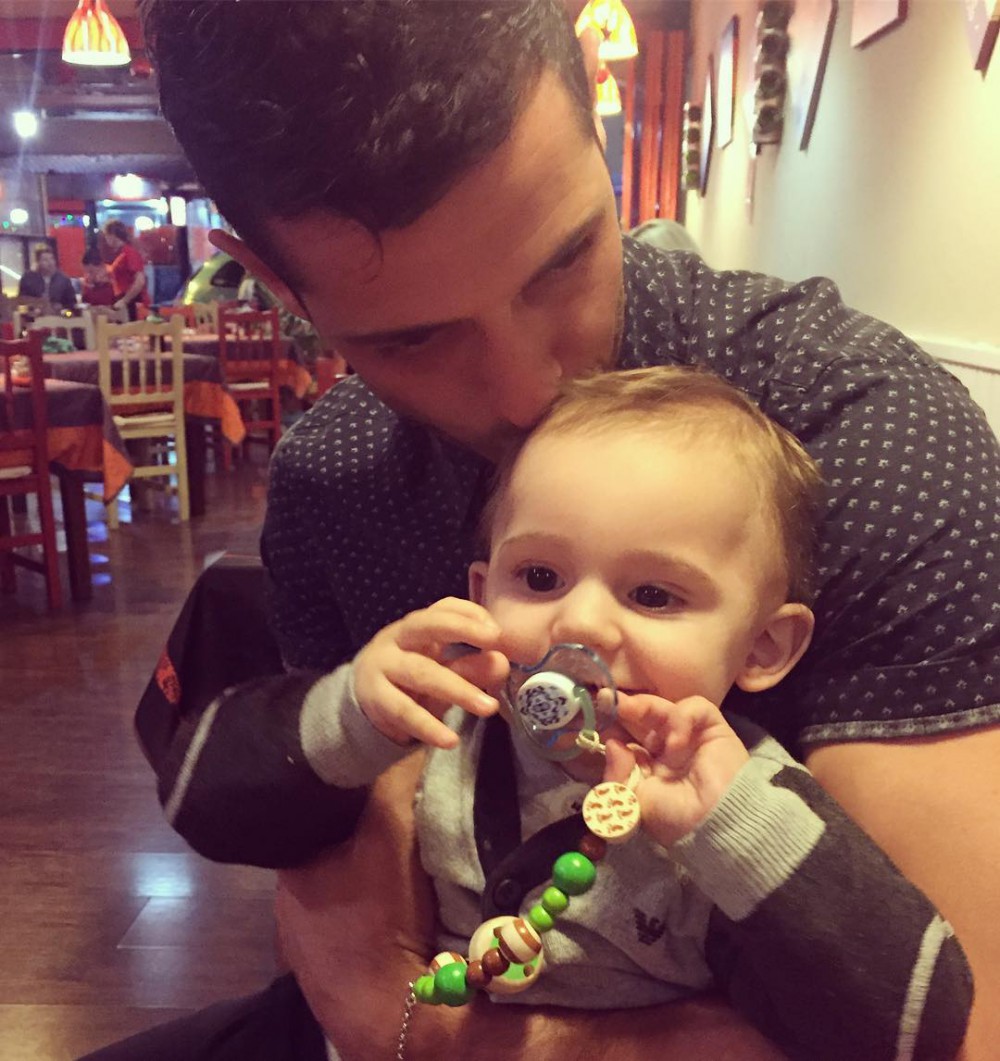 Instagram @b.dzemaili