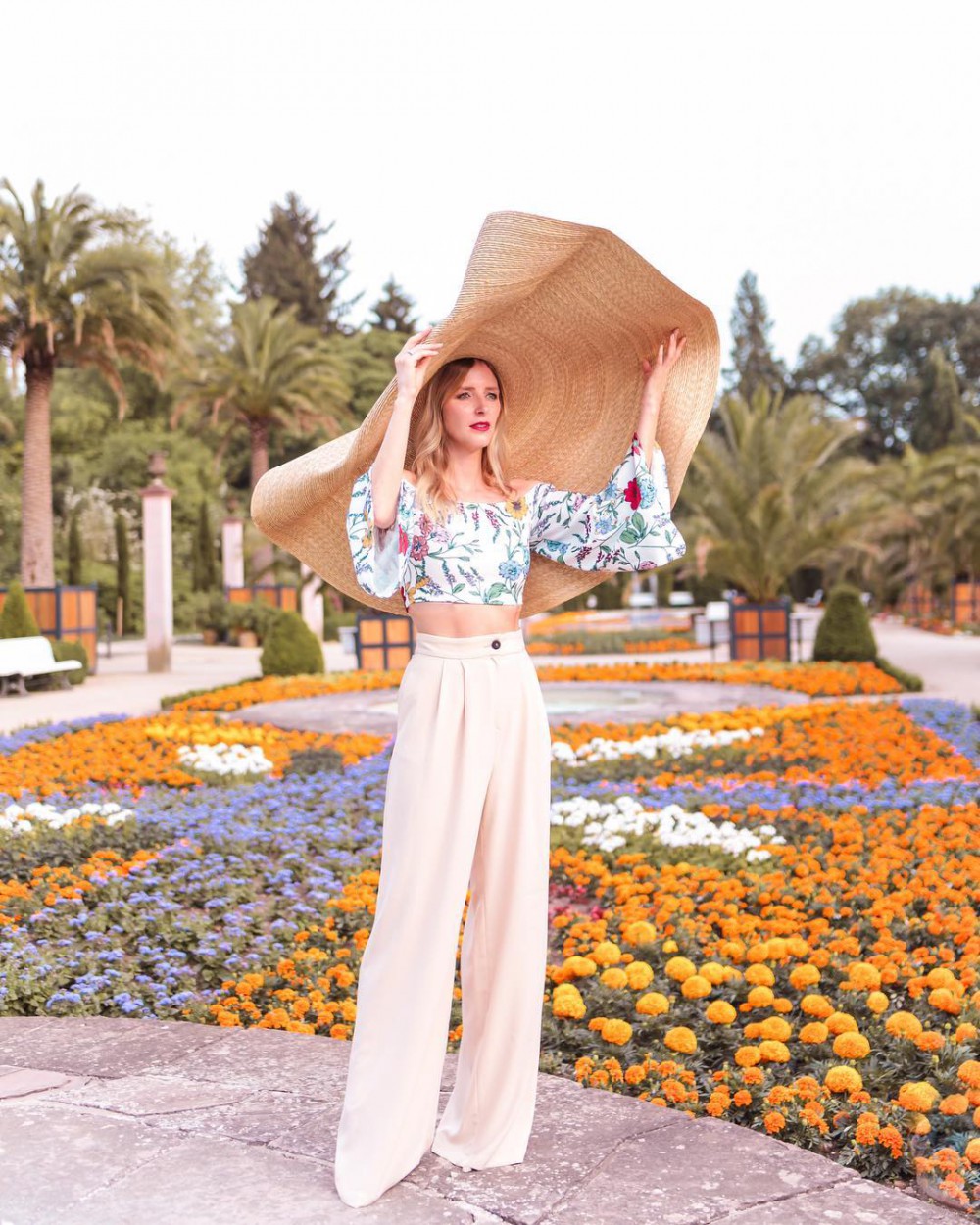 Instagram @modbymonique