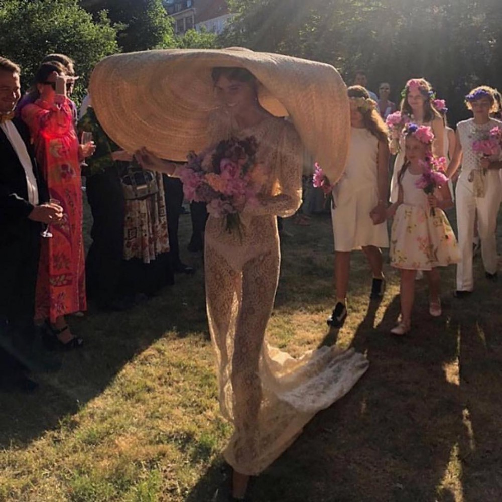 Instagram @jacquemus