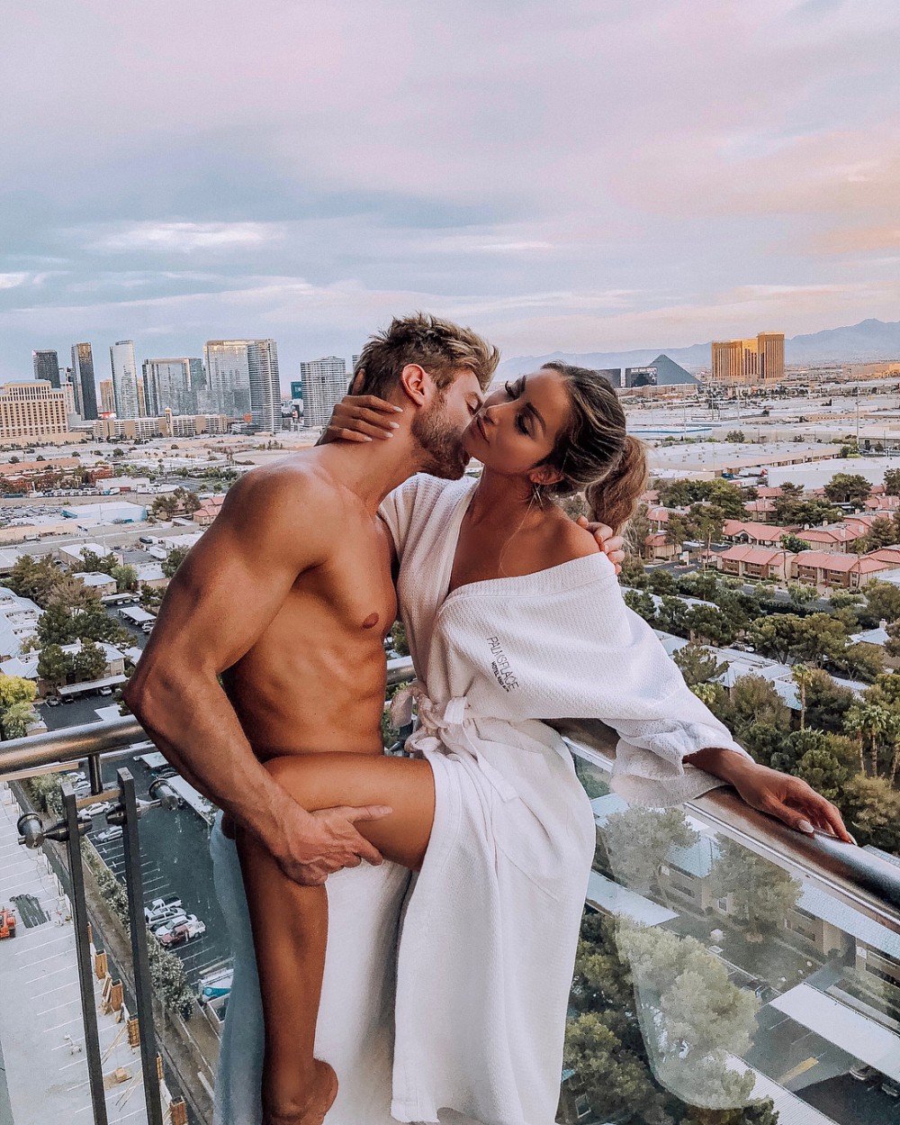 Jeff Kasser , Caroline Einhoff