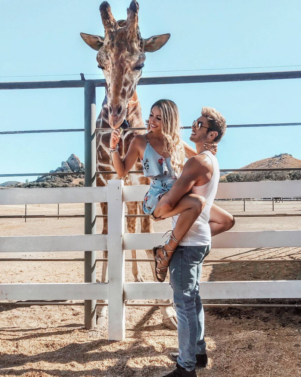 Jeff Kasser , Caroline Einhoff