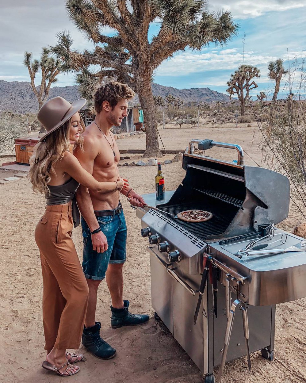Jeff Kasser , Caroline Einhoff