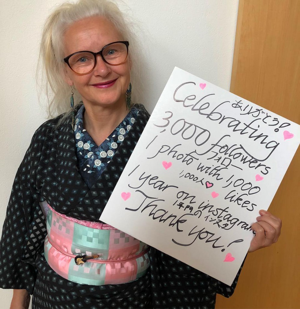 Instagram @kimonosheila