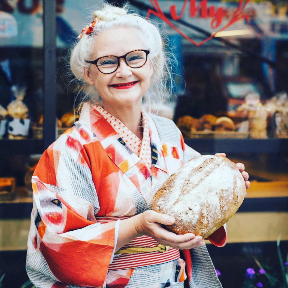 Instagram @kimonosheila