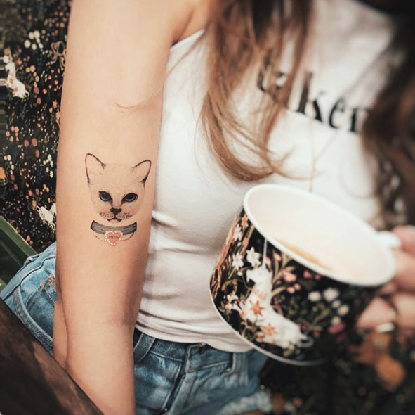 Instagram @paperself_tw