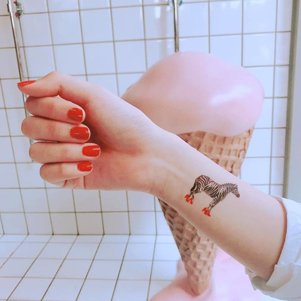 Instagram @paperself_tw