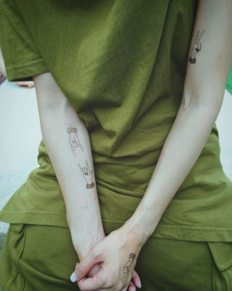 Instagram @paperself_tw