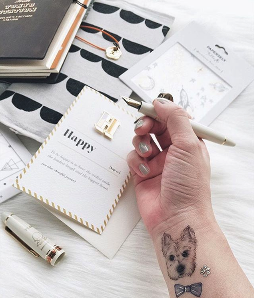 Instagram @paperself_tw