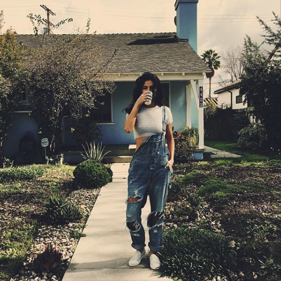 Instagram @selenagomez