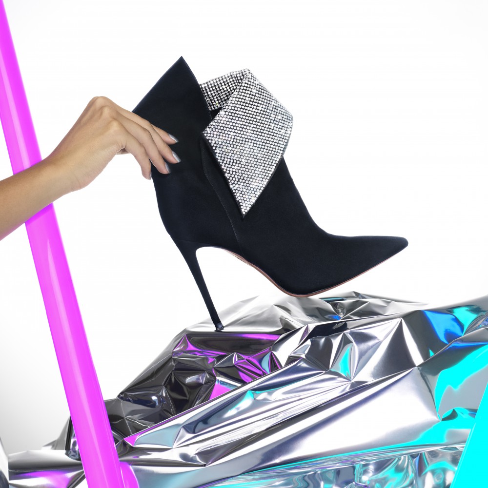 菠蘿誘惑，Meghan Markle鍾情的鞋履品牌Aquazzura推出最新系列！