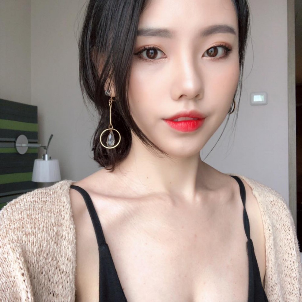 Instagram @play4justina