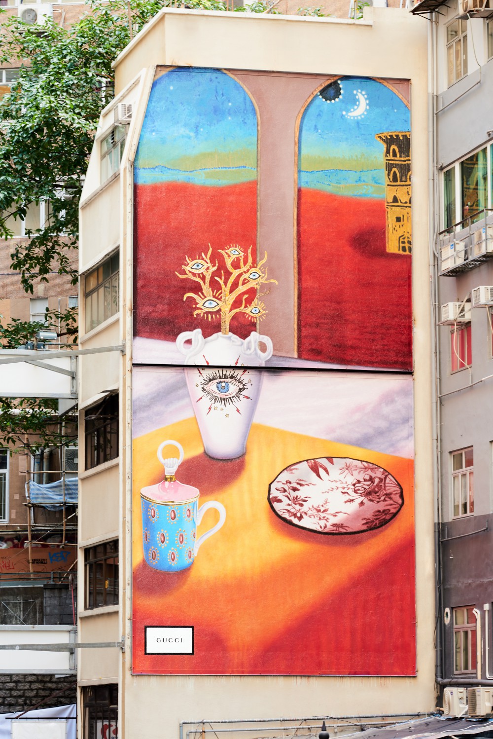Gucci Décor插畫點綴各地藝術牆，錯過就沒有了！