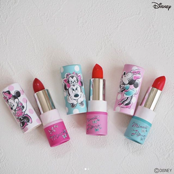 Instagram @itsdemo_official