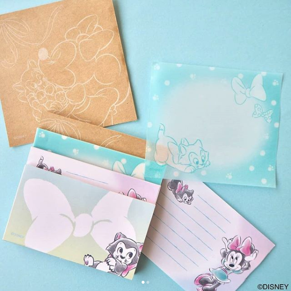 Instagram @itsdemo_official