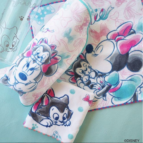 Instagram @itsdemo_official