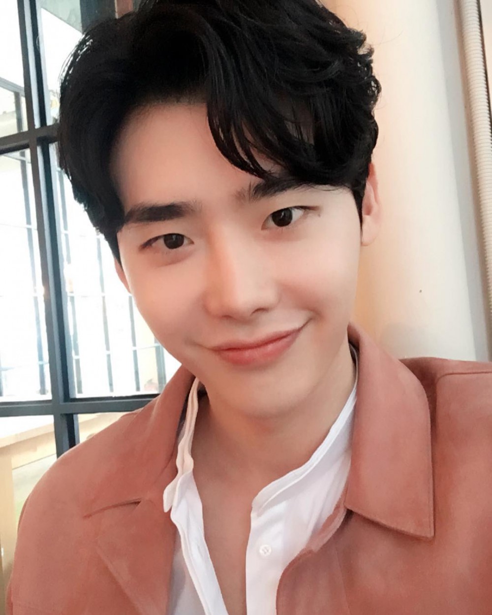 Instagram @jongsuk0206