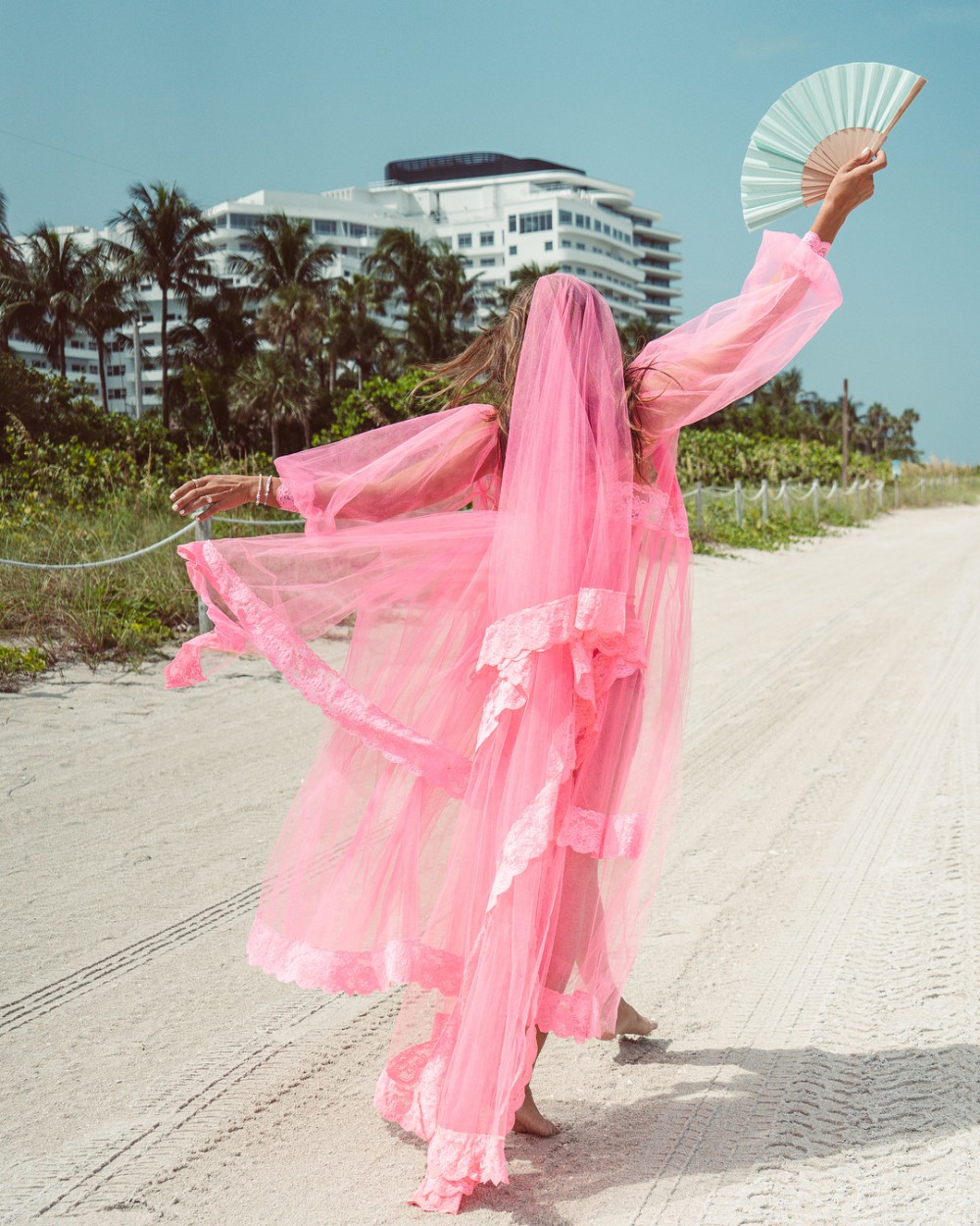 Instagram @rocky_barnes