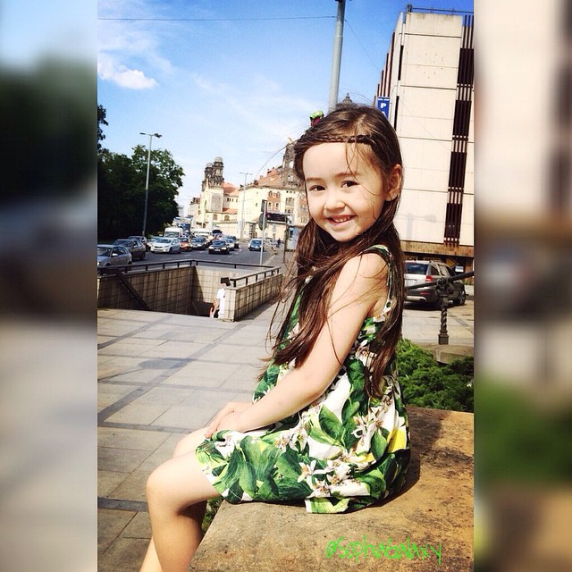 Instagram @anindyaa.jk