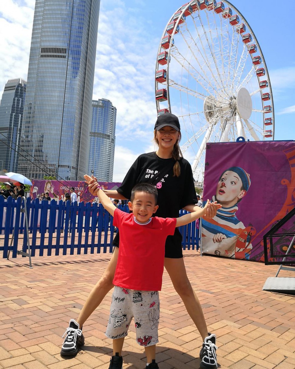 Instagram @yingcaier