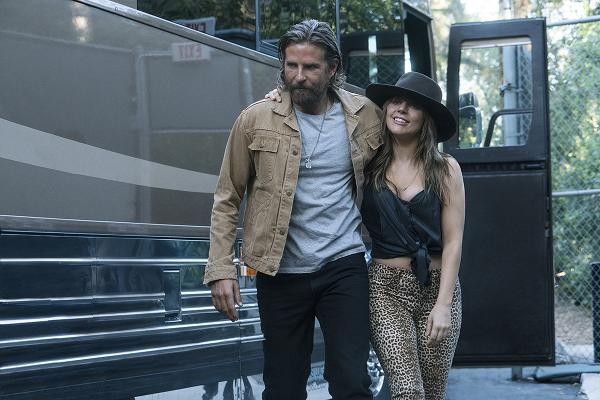 《A Star is Born》