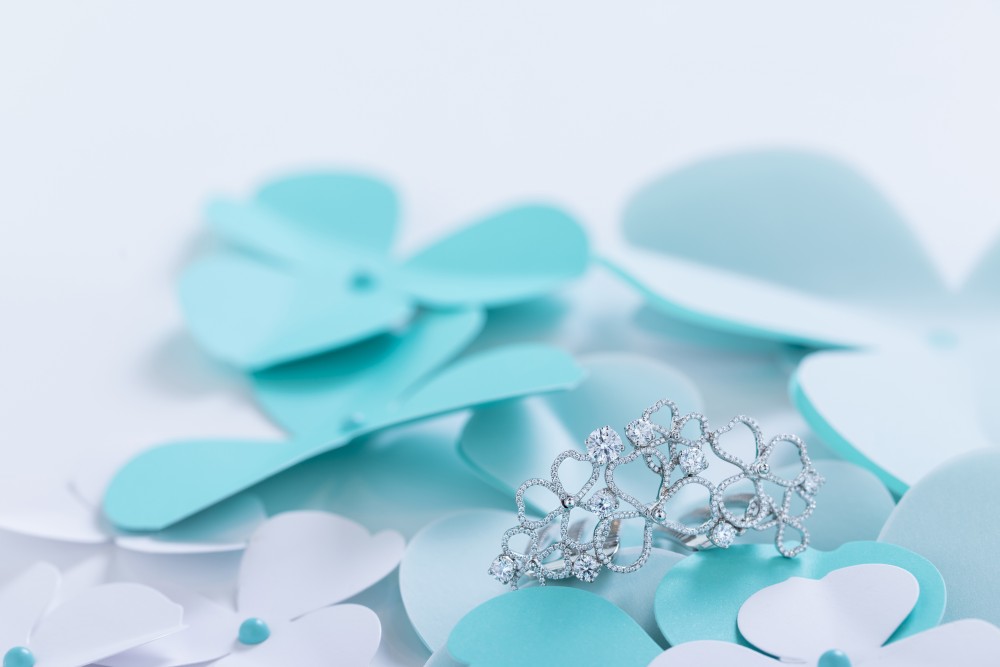 Tiffany & Co.型格紐約地鐵車廂裝置降臨香港！