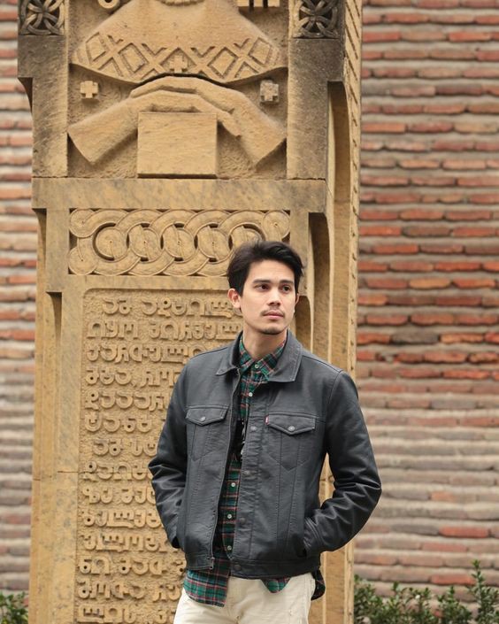 IG@sunny_suwanmethanont