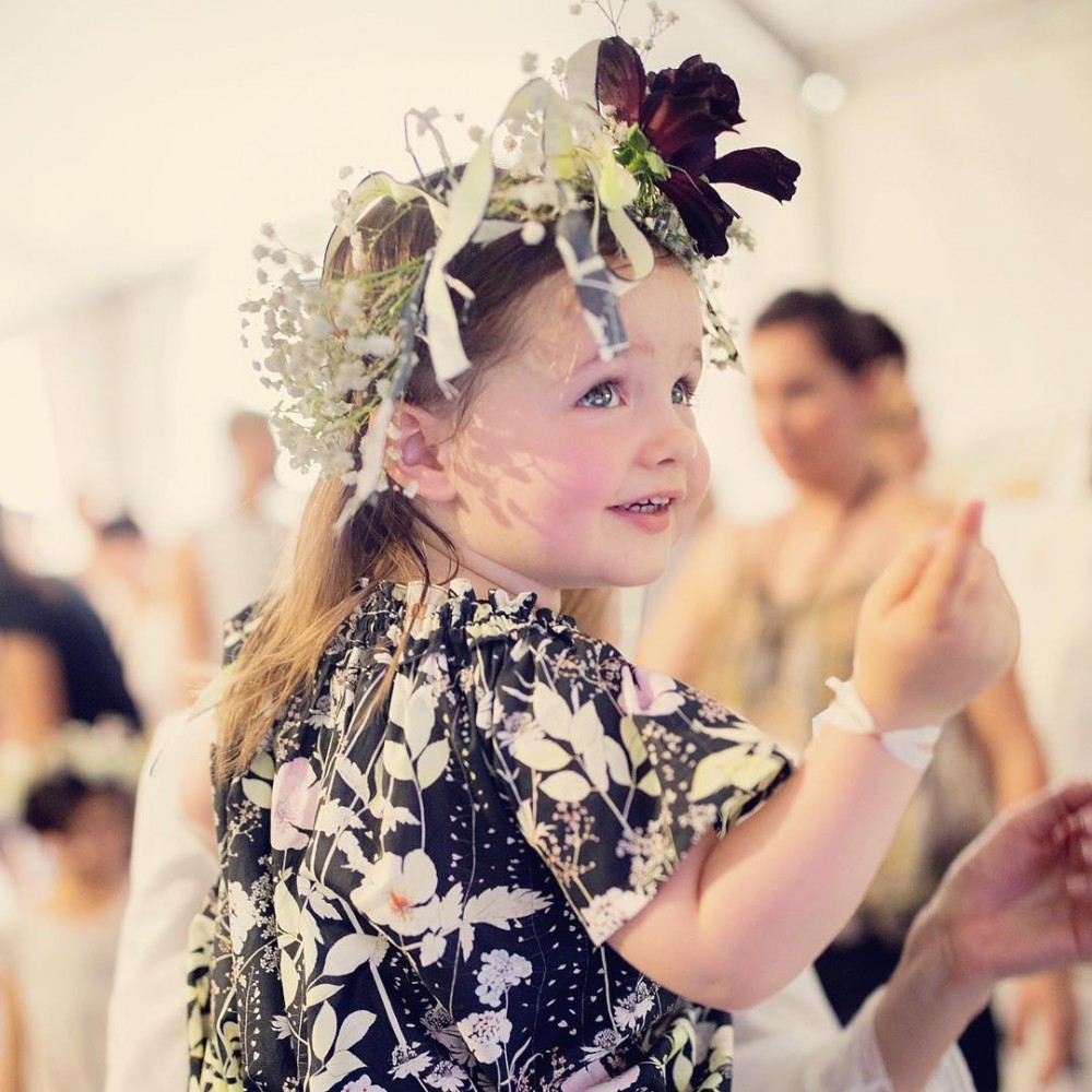 Instagram @ioniconran